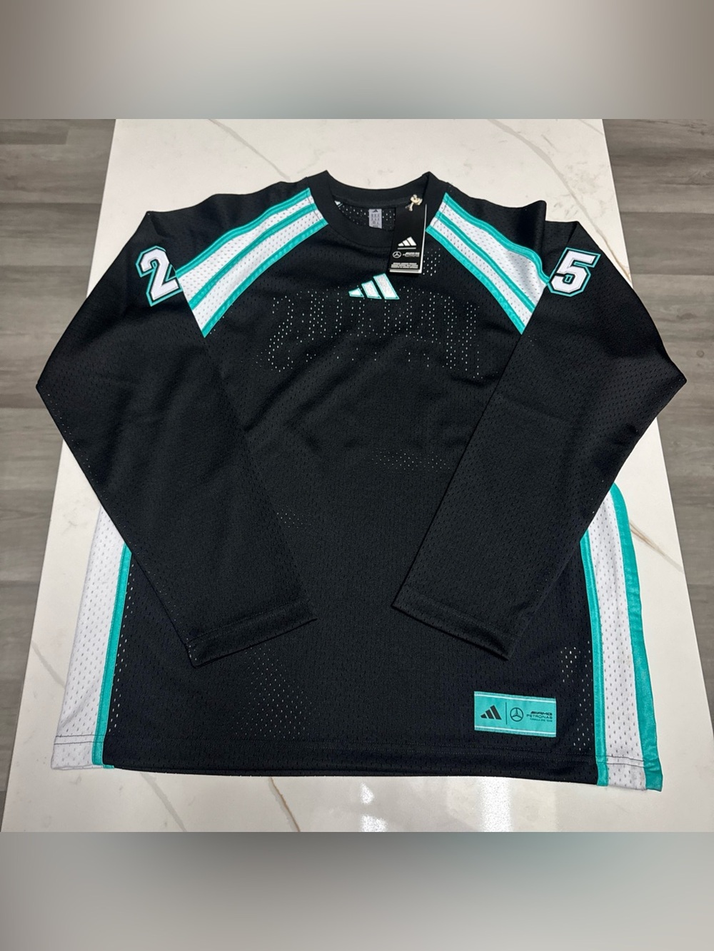 Adidas Mercedes AMG Petronas F1 Team Las Vegas Long Sleeve Mesh Tee Sz Medium